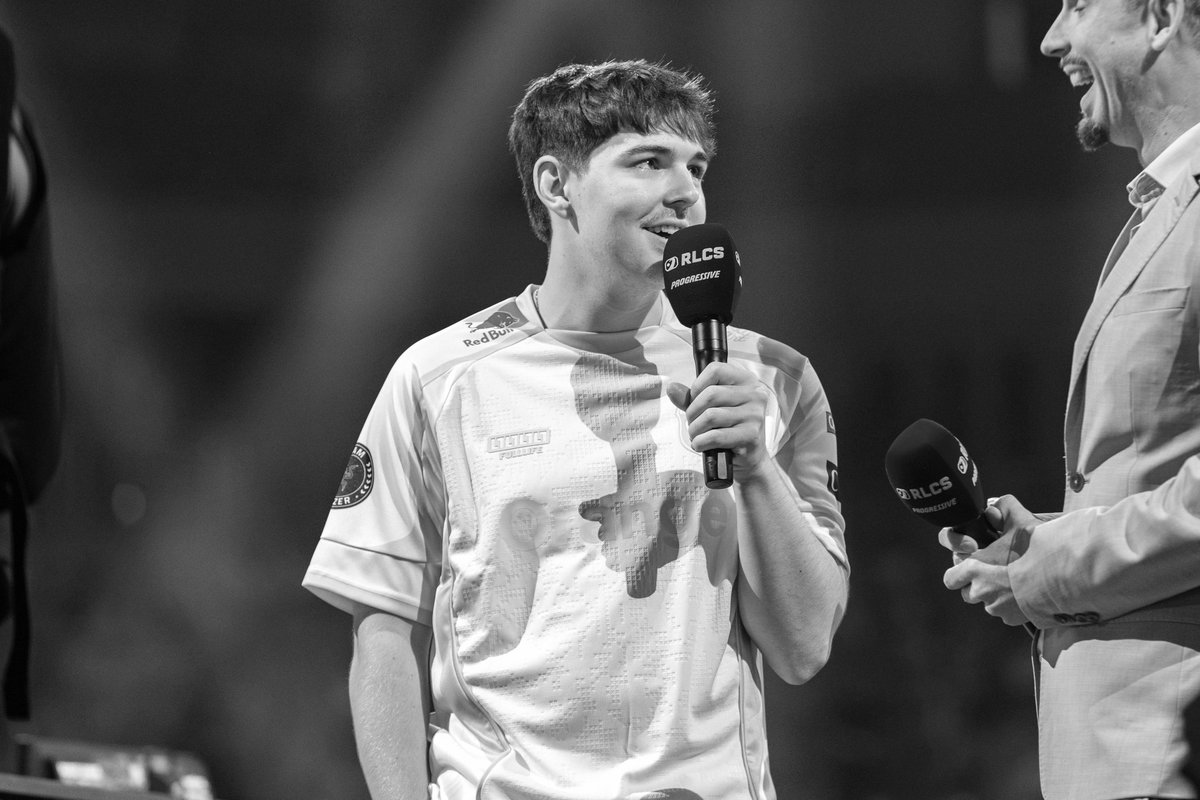 RLEsports's tweet photo. 💙 https://t.co/J8zbNIQRZw