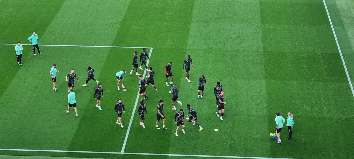 SafcIanPeterlee's tweet photo. Manchester City https://t.co/osKo8gHJ1h