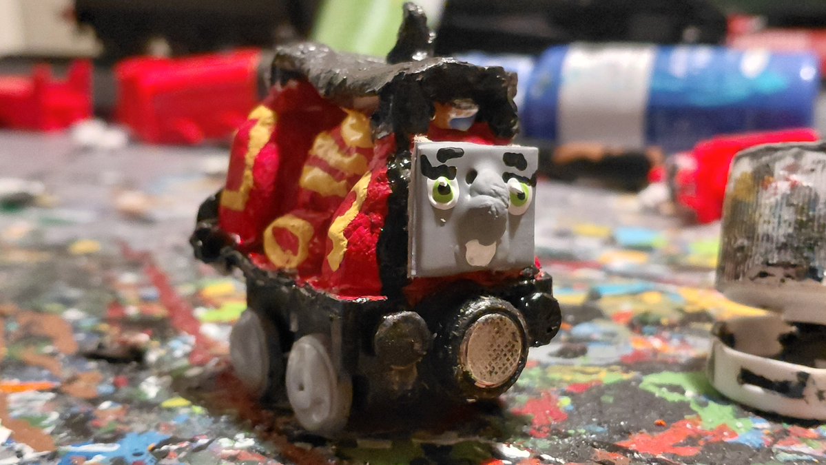 teamzug04's tweet photo. My 2026 diecast customs of Minnie, Roger, Beryl and Danny. Rexeljet's takes on the TK&amp;EL coffee pots.

As you guys probably know I really love these characters so I thought to make them again but in what if they were in Railway Stories.

What do you guys think of them???? https://t.co/OjDXKUD8Jd