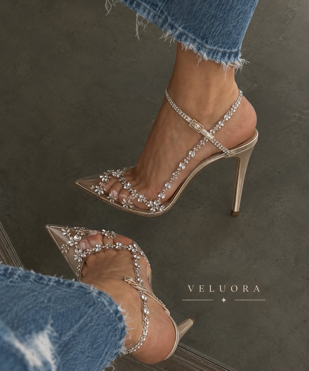 gentleescape's tweet photo. Sparkle sparkle everywhere,
Ivory heels in daily wear.🦪🤍 https://t.co/D1dnf3p1sj