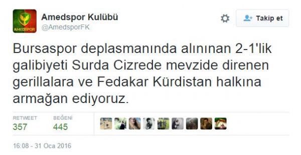 seymen1903_'s tweet photo. BEŞİKTAŞ TARAFTARI NE ZAMAN RAKİP TARAFTARLA BERABER TEZAHÜRAT YAPAR OLDU? BUGÜN TRİBÜNDEKİLER BEŞİKTAŞLI FALAN DEĞİL, BİZ TEZGAHIN FARKINDAYIZ. ŞU ZİHNİYETLE YAN YANA GELENLER BEŞİKTAŞ’I TEMSİL EDEMEZ. https://t.co/lGDEuBv7Mt