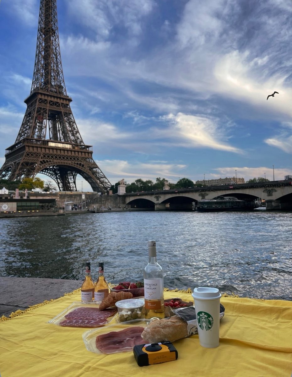 W0rld2026's tweet photo. Paris, France 🇫🇷 https://t.co/0NkbO9Pim6