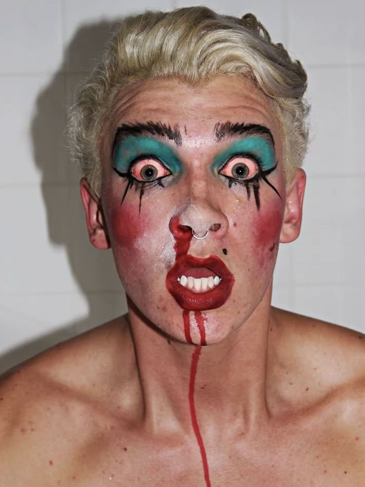 verstorrie's tweet photo. gay halloween is gonna be crazy this year https://t.co/5y0AzzZhwb
