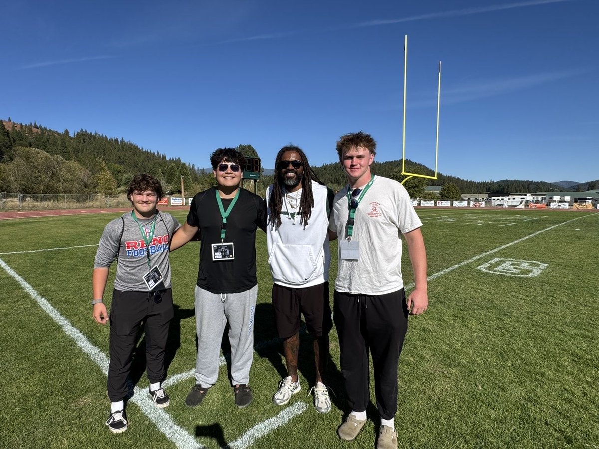 low_lucass's tweet photo. Thank you @CoachG_FRC for inviting me and @Lochrangregory and @SellersFBEli23 
to feather river to see the environment and watch the amazing game you guys put on!!! Can’t wait for the future!!

@FRC_FOOTBALL @CoachG_FRC @CoachMelly_FRC @BAMADLCRAZY @CoachWintch @CoachDomitrovic https://t.co/bAuuAR9daN