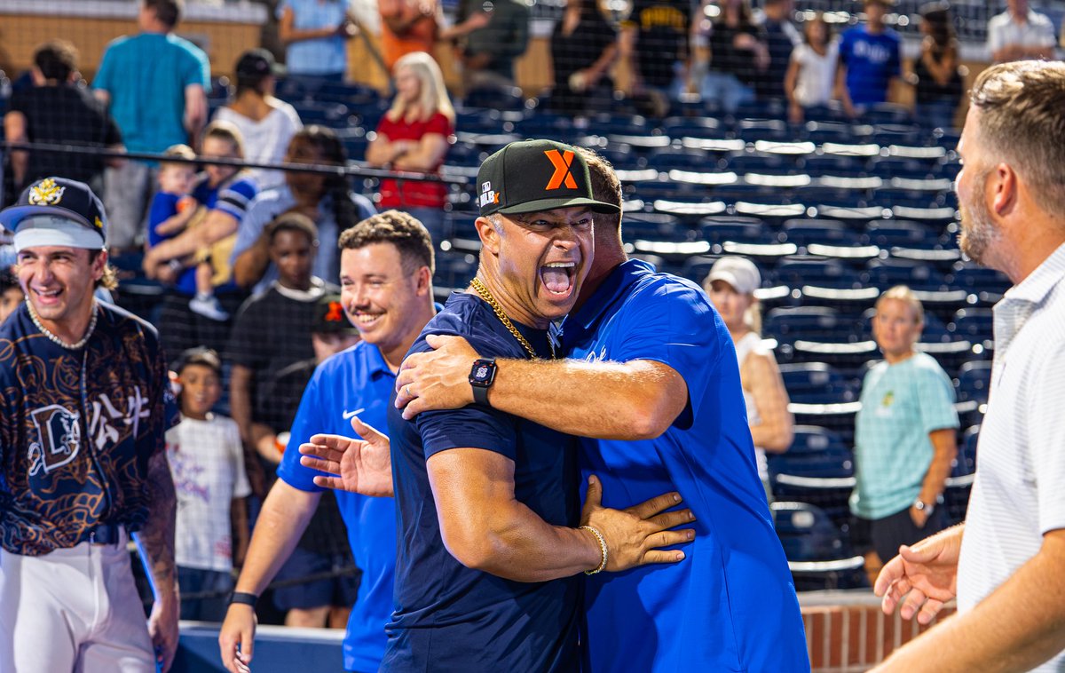 DukeBASE's tweet photo. Nick Swisher 🤝 Duke Baseball 

#GoDuke https://t.co/qibHY1DdOX