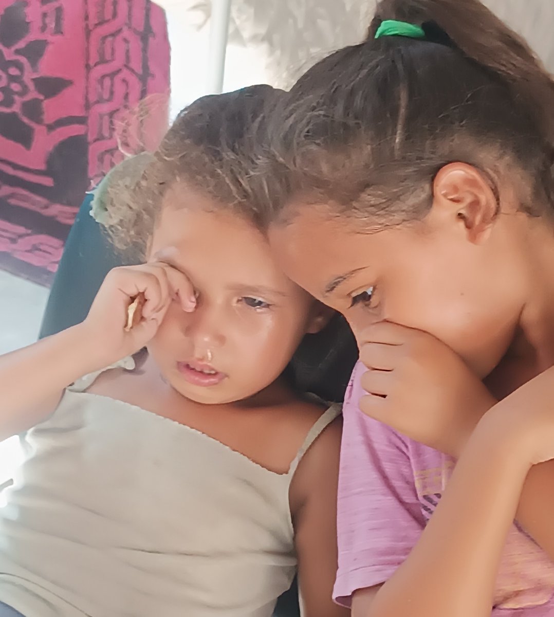 HYT4R5's tweet photo. I know everyone is tired, but please don’t ignore us. 💔 Even $50 could help feed my family. If you can’t donate, please leave a dot (.) so we know we haven’t been forgotten. 🙏😭
https://t.co/JcjuR4z7r0 https://t.co/F0mzBeJDI6