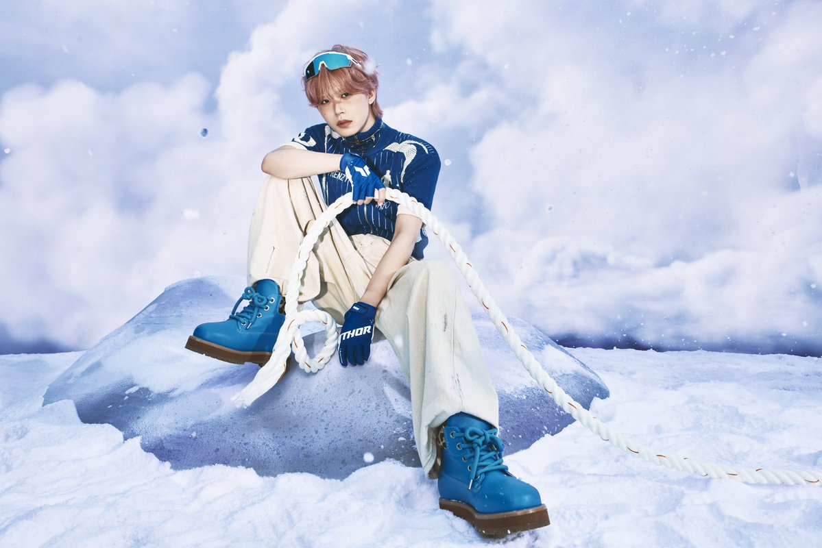 3q0xlly's tweet photo. 青に映えるピンク髪優勝です ܸᐢ. ̫.ᐢ ܸ🩷🩷
ホマにビジュ良すぎて絶対会いたい…😿
かわいい。だいすき。横顔天才すぎ。鼻高すぎ──✨✨✨ https://t.co/rb2965biXk