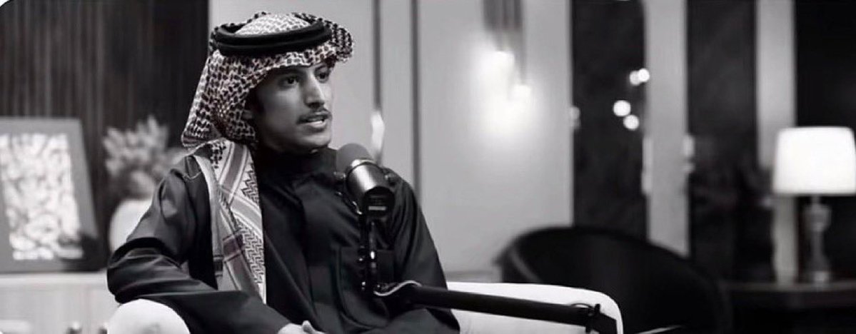 7_llooo's tweet photo. كل حرف يثيرني لا من طلع من فمها 
حتى بسم الله على قلبك تعّور قلبي. 

عبدالله السراهيد  - https://t.co/Z9fkOSUKRY