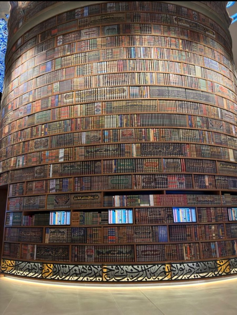 Salish_Official's tweet photo. So many books, all in the quest to understand one book.🤍 https://t.co/eM89UIuwZW