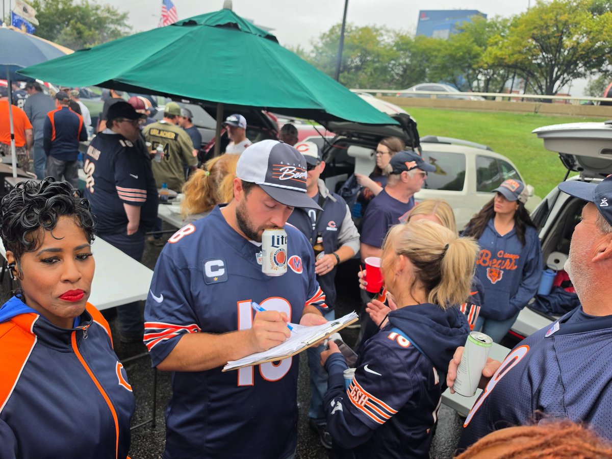 Dannic44's tweet photo. BEAR DOWN, CHICAGO! 🐻🏈

I was out at the Bears tailgate today doing what I love, talking directly with Chicagoans, listening to the people, and collecting signatures for my mayoral petition.

Thank you to everyone who stopped to talk with me and signed my petition. I truly appreciate the support and the conversations.

Rain or shine, I’m out here doing the work and meeting Chicagoans where they are.

Danielle Carter-Walters
Candidate for Mayor of Chicago 2027
https://t.co/FRBcC9YivY 
#BearDown #Chicago #DanielleCarterWalters