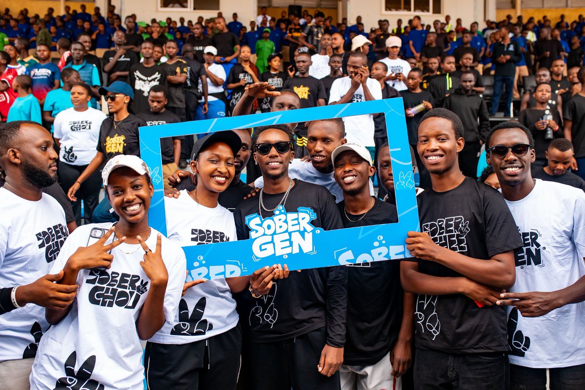 kura_jadox's tweet photo. #JustBeSober
Sober Generation,
Rubyiruko rw'u #Rwanda, igihugu kizubakwa, kizatezwa imbere n'abana barwo bafite ubwonko butavangiwe,bari Sober
#SoberGen
#SoberGhee
#SoberChou https://t.co/lEUvr7O0c9