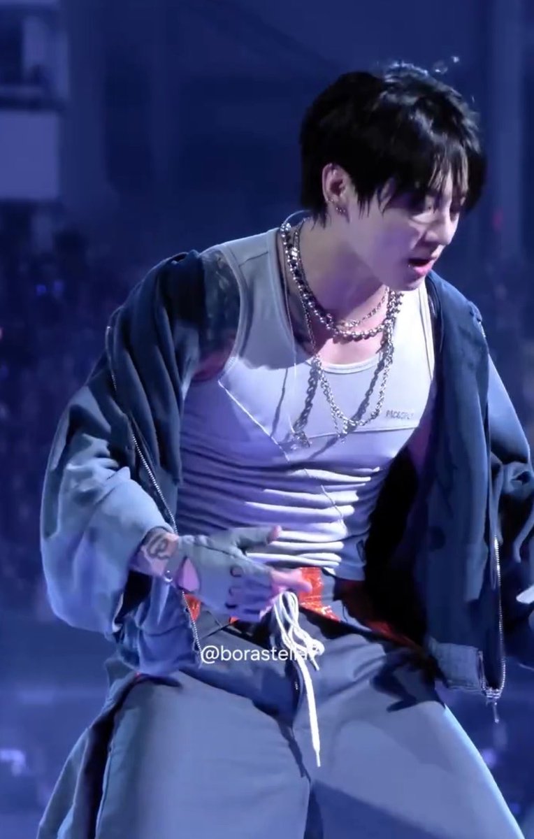 chidoriguk's tweet photo. todo esto se come jimin https://t.co/r4JN7rGBdN