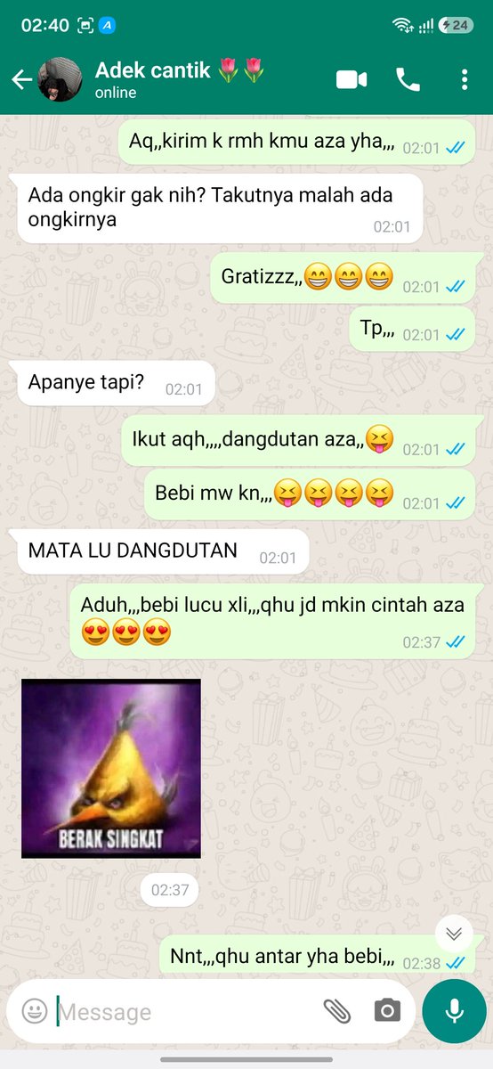 Disforus's tweet photo. Bebi,,,mw kucai,, https://t.co/zDwup6dYUw