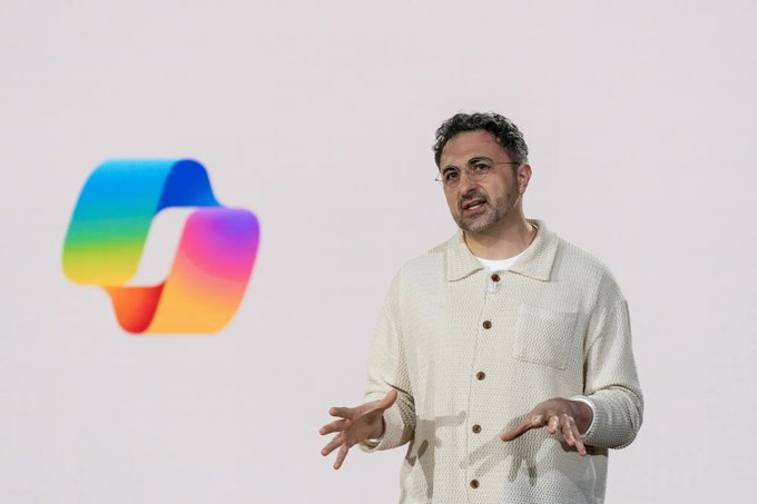 Mrs1Dalloway's tweet photo. Microsoft's
$MSFT
AI chief Mustafa Suleyman said concerns about China’s progress on AI shouldn’t be used as an argument against putting guardrails around the technology https://t.co/3wvdhMNfvi