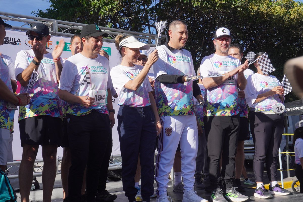 SoyPedroOrtega's tweet photo. ¡Por una sociedad donde todas y todos podamos participar! 👩🏻‍🦽🧑🏽‍🦯

Muy contento de haber participado en la carrera #YoPorLaInclusión en Saltillo, Coahuila

#InclusiónEsBienestar #YoPorLaInclusión #Saltillo https://t.co/5Q9RaPelfP