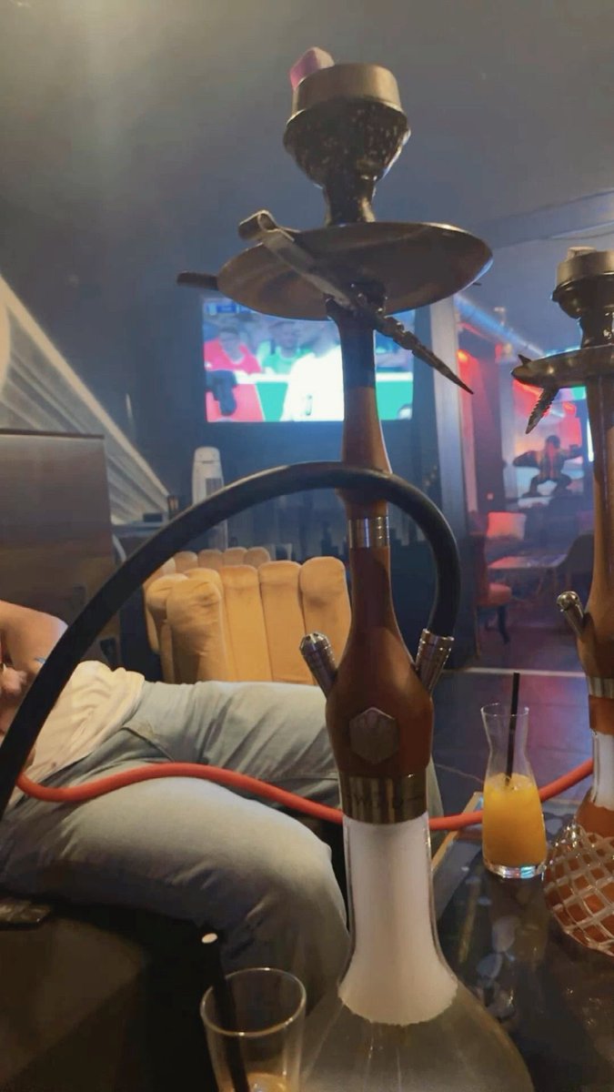 hijabialeyna's tweet photo. Wer übernimmt unsere Kosten für die shishabar ;) könnt gerne für mein Cousin mit bezahlen hahha https://t.co/IAfIBAsO17