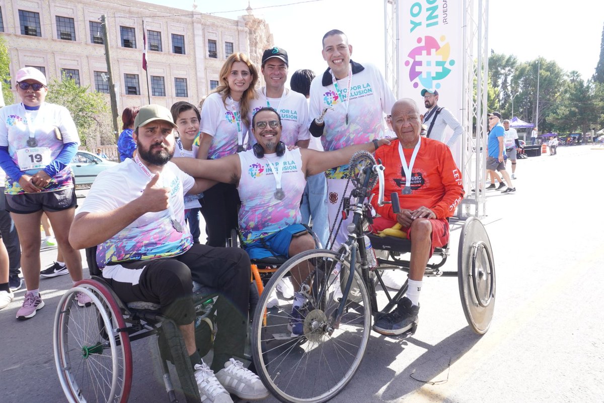 SoyPedroOrtega's tweet photo. ¡Por una sociedad donde todas y todos podamos participar! 👩🏻‍🦽🧑🏽‍🦯

Muy contento de haber participado en la carrera #YoPorLaInclusión en Saltillo, Coahuila

#InclusiónEsBienestar #YoPorLaInclusión #Saltillo https://t.co/5Q9RaPelfP