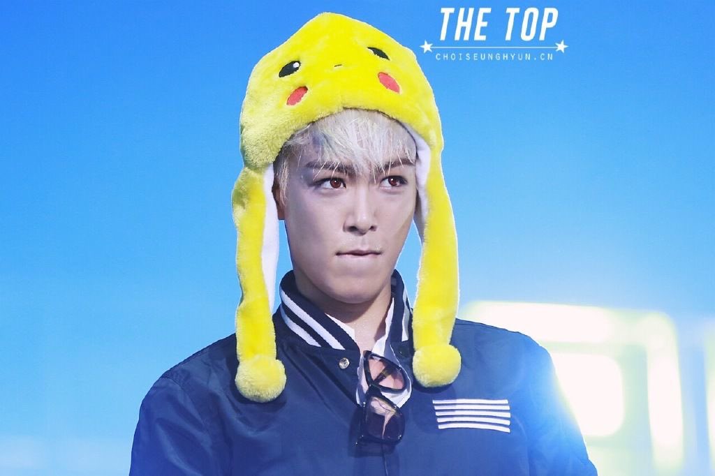 topspotwine's tweet photo. top and his cutesy hats
theres still more out there but i only have a few photos of him with hats,,, please contribute ahaaaa https://t.co/4p7z0oXSaL