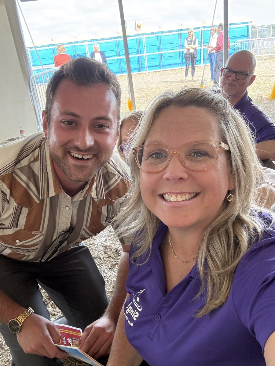 Steven_Travale's tweet photo. The calm before the storm...coming together in prayer and song before the big week officially gets underway! 

Joined with hundreds of worshippers for the worship service on the IPM grounds this afternoon.

Beautiful music, blessing of the plow, scripture readings and fellowship! https://t.co/bqQQifA5g7