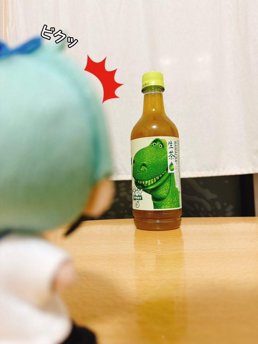 roottree285002's tweet photo. プリマハムと、キリンのキャンペーンの為に頑張ってバーコード集めてます😤

2匹がソーセージ大好きで助かったよ🥴

#twstぬい撮り部 https://t.co/k1dWw6H6k7