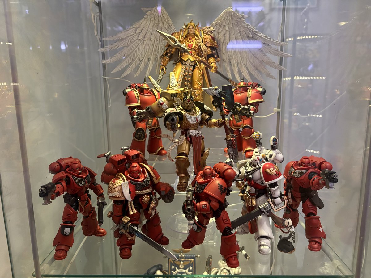 CoreyStrebe's tweet photo. #Joytoy #Bloodangels #Ultramarines https://t.co/tGidxU2pdn