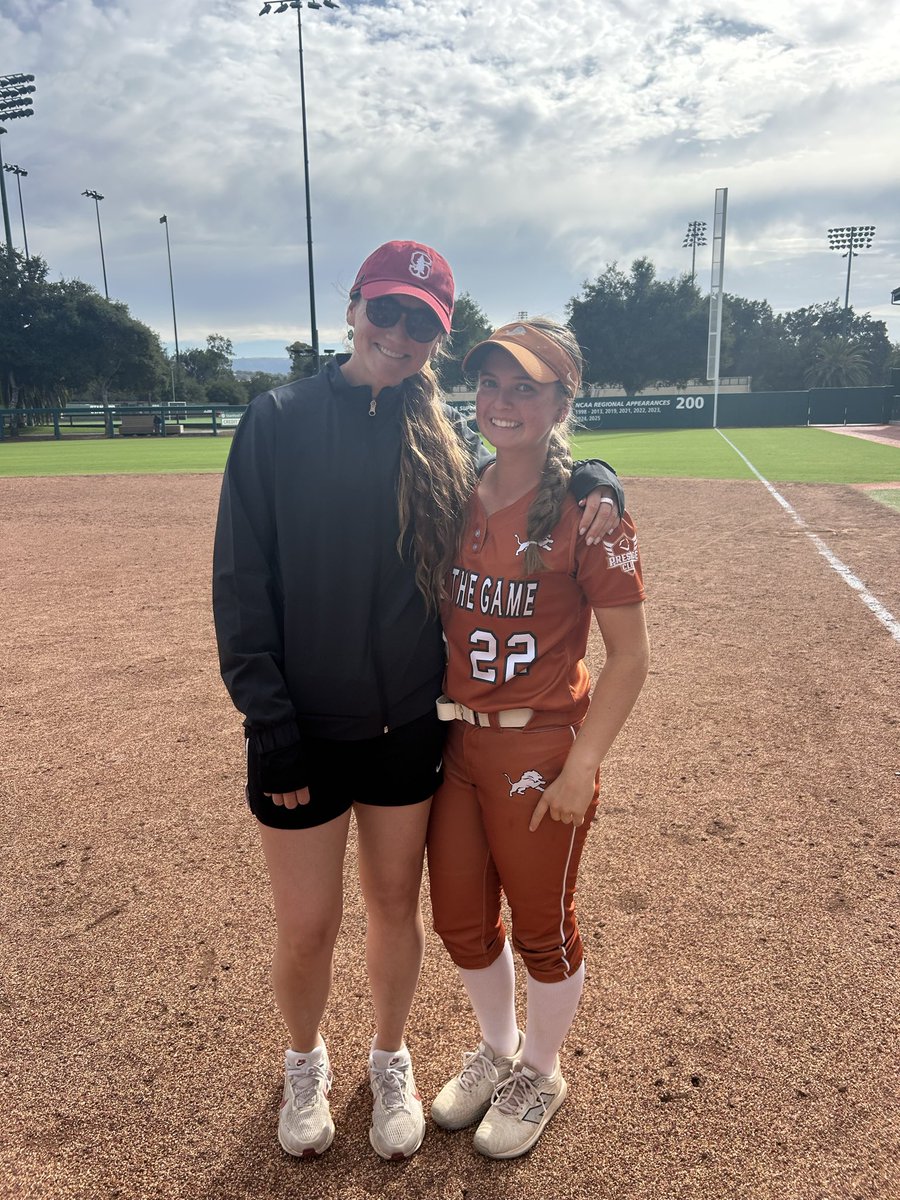 reeserocket2029's tweet photo. Thankyou so much @stanfordsoftball for hosting an amazing camp! I had the greatest time and enjoyed meeting and talking to all the coaches and players! Excited to be back soon! Go Cardinals! @stanfordsoftball #2029 #camp2026 #stanford @JessicaAllister https://t.co/aY8sBu9KsT