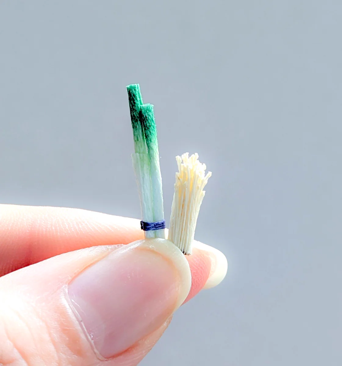 テテシゴト・ミニチュア刺繍糸作家 on X: "固めた刺繍糸だけで作った、美味しそうな鍋の具材" / X