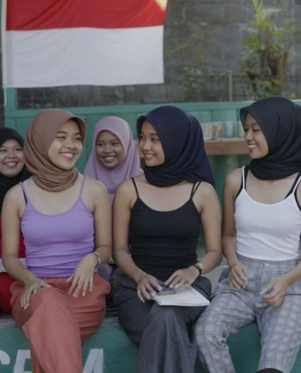 telempikos_'s tweet photo. tebar pesona dengan tanktop, yangmana yg bikin ngaceng sob https://t.co/iKkiOst1Tc