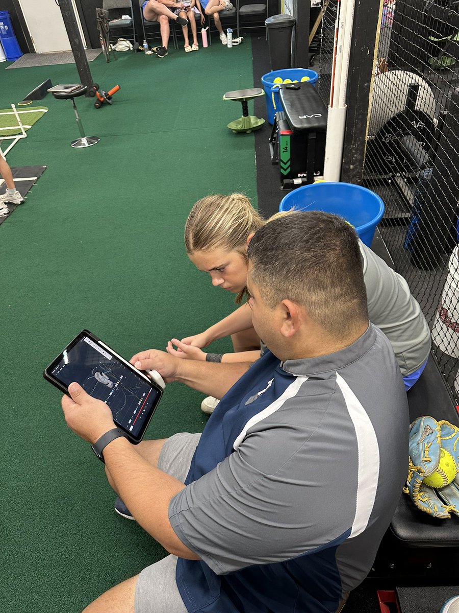 brenbren_07's tweet photo. 🔥 Focused on THE PROCESS. 🔥 Daily work. Weekly work. No shortcuts. 💪🥎 Trusting the process, trusting the work, and trusting God’s timing. 🙏
Staying consistent. Staying hungry. NEVER GIVE UP. 💙💛
#TrustTheProcess #PutInTheWork #GodsTiming #NeverGiveUp #Softball #2028Softball #Pitcher 
@MarucciPatsBR @PhilGartman @SBLive_LA @PrepSoftball @DiamondAddicts @softballhype @ExtraInningSB @LineDsoftball