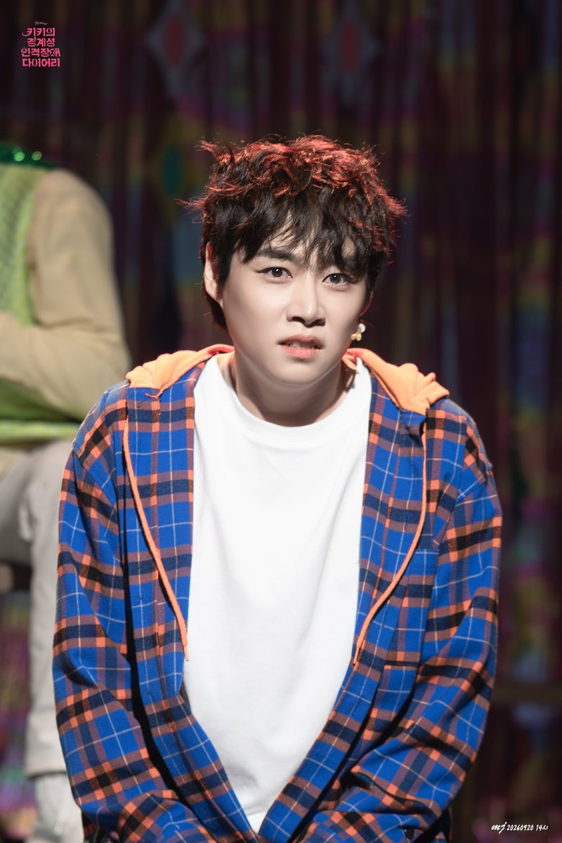 MJ_PlayPic's tweet photo. 키키의 경계성 인격장애 다이어리
20260920 14시 홈커밍데이
스페셜 커튼콜
M8. 너의 셰계로 나를 채우고 싶어

키키 役 이휘종 배우

싫고 좋음이 분명한 편. ㅋㅋㅋ https://t.co/pZ7C4G3CM8
