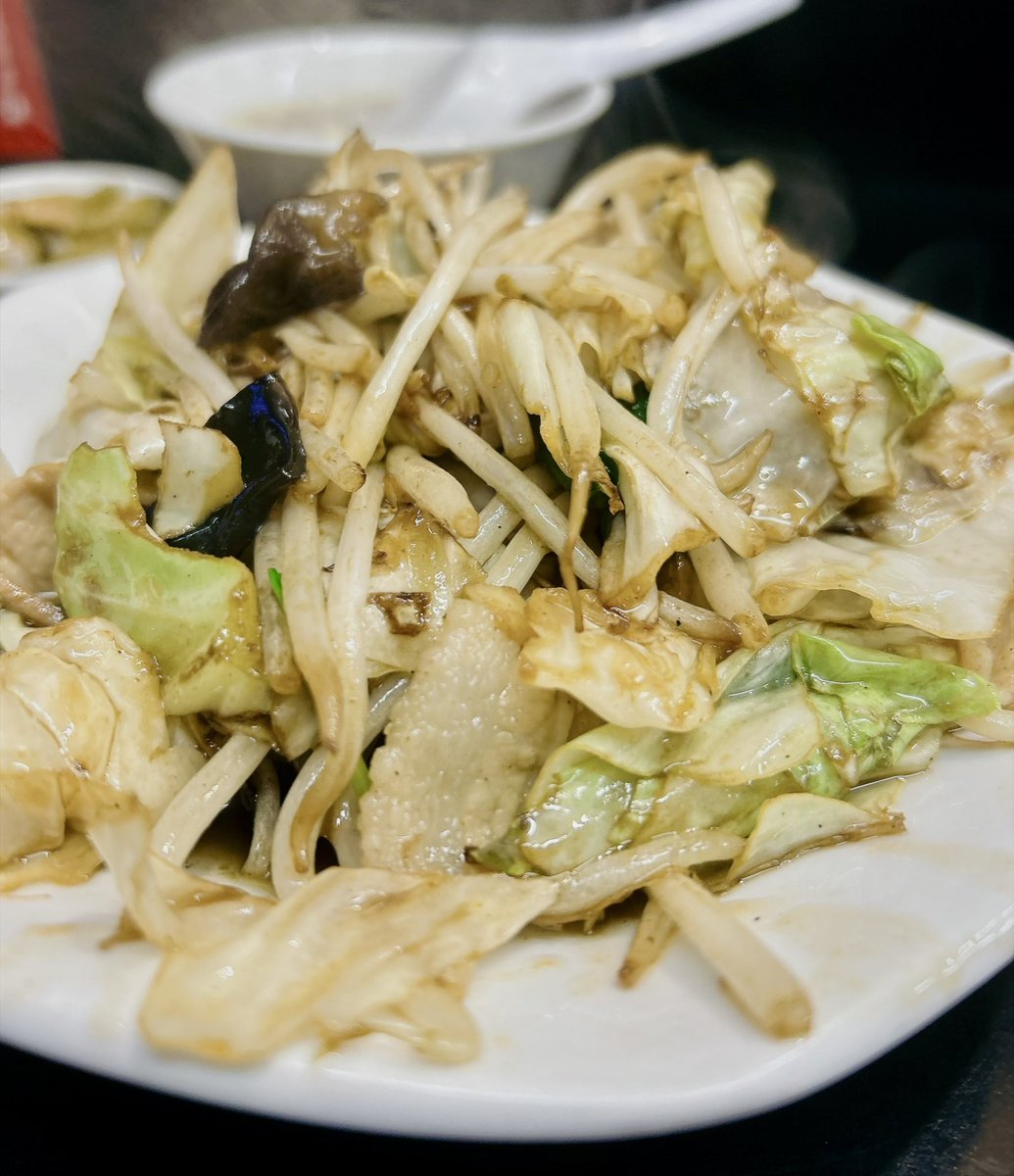 nomiarukinosuke's tweet photo. 萬楽飯店
神田の老舗町中華で、
東京都千代田区神田小川町3-5-1 古室ビル 1F
https://t.co/tIOfcgAxJP
#神田ランチ
#神田中華
#町中華
#炒飯
#チャーハン
#萬楽飯店 https://t.co/sS3FUc6Y7t