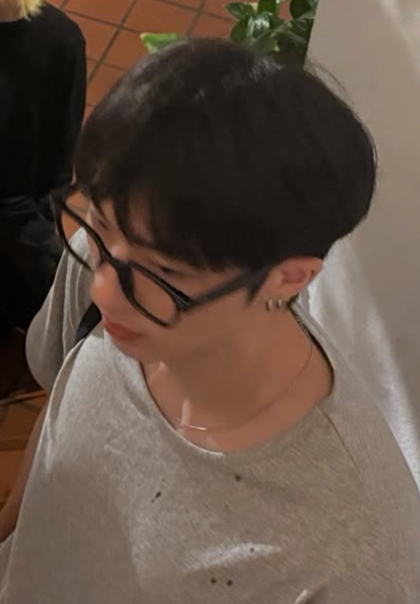 lumibinary's tweet photo. Need to press him like a button https://t.co/m7wtTGDuRt