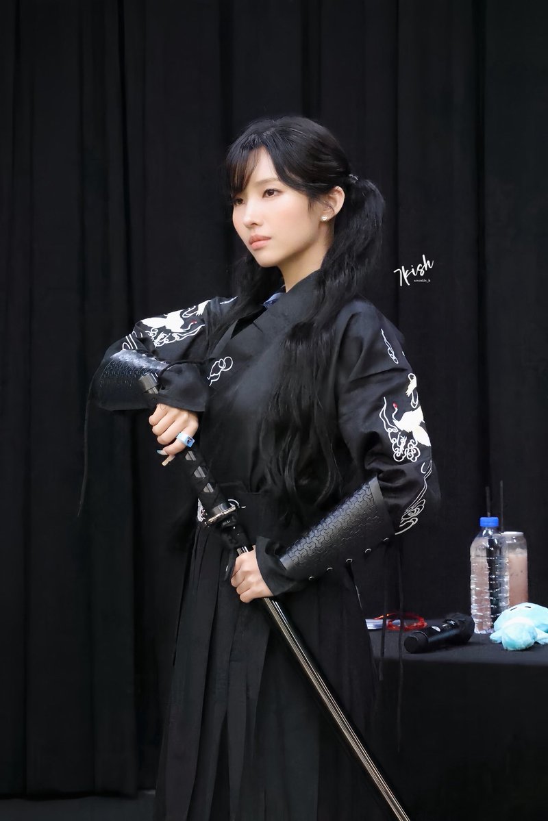sevenkis_h's tweet photo. 260919
🥷这个杀手不太冷

#아이들 #idle #소연 #SOYEON #끝내주는인생 https://t.co/m2Y2OJGKjr