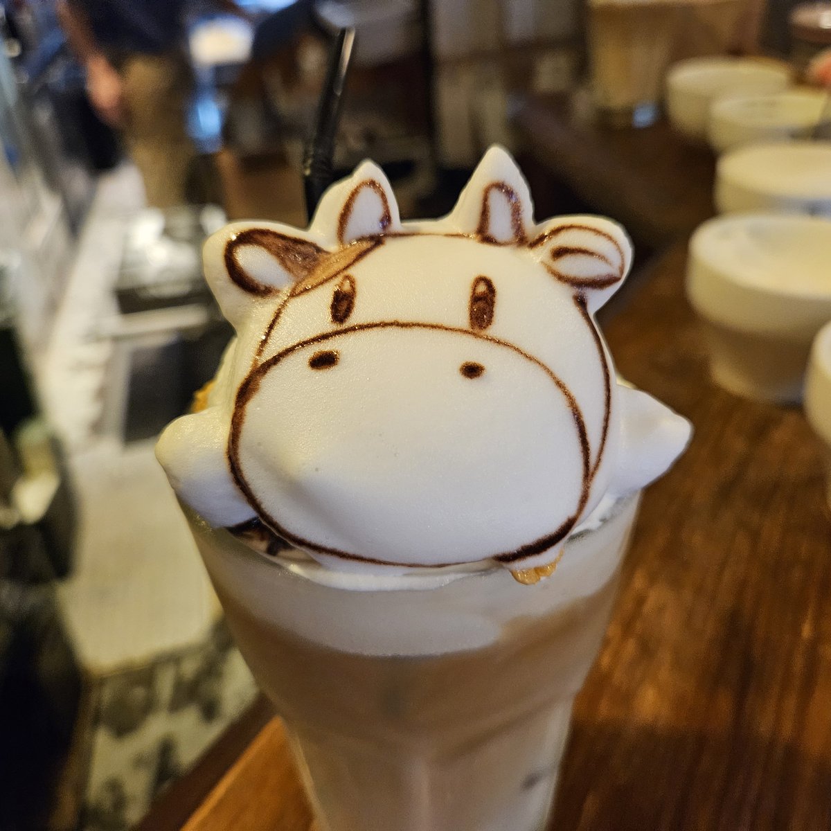 Cafe_Reissue tweet picture