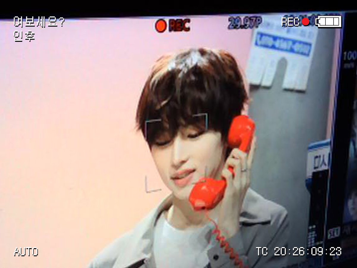 muniverse_io's tweet photo. [📸] 📞EP.17 인후 | 여보세요?

전화로 아티스트가 전하는 1:1 미니 콘서트 🎙️
본편 공개 전, 인후의 촬영 현장을 먼저 만나보세요 ✨

뮤니버스 오리지널 시리즈 〈여보세요?〉

2026.09.23 (수) 6PM (KST)
오직 Muniverse에서 시청 가능
👉 https://t.co/KXBfEl5nPF

#여보세요 #Hello #MBC #KPOP #Muniverse #뮤니버스
#인후 #Inhu #튜넥스 #TUNEXX