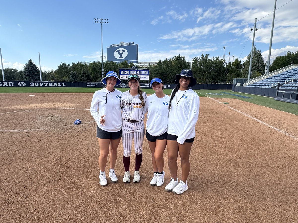 Brynley_11's tweet photo. I had an amazing time at BYU! I learned a lot, received great feedback from an incredible coaching staff, and loved every minute of the camp. I’m grateful for the opportunity and can’t wait to be back in the winter! @allie_schnee #GoCougs #WeDoTheWork
TALENT ALWAYS FINDS A WAY! https://t.co/HJYHJtMySA