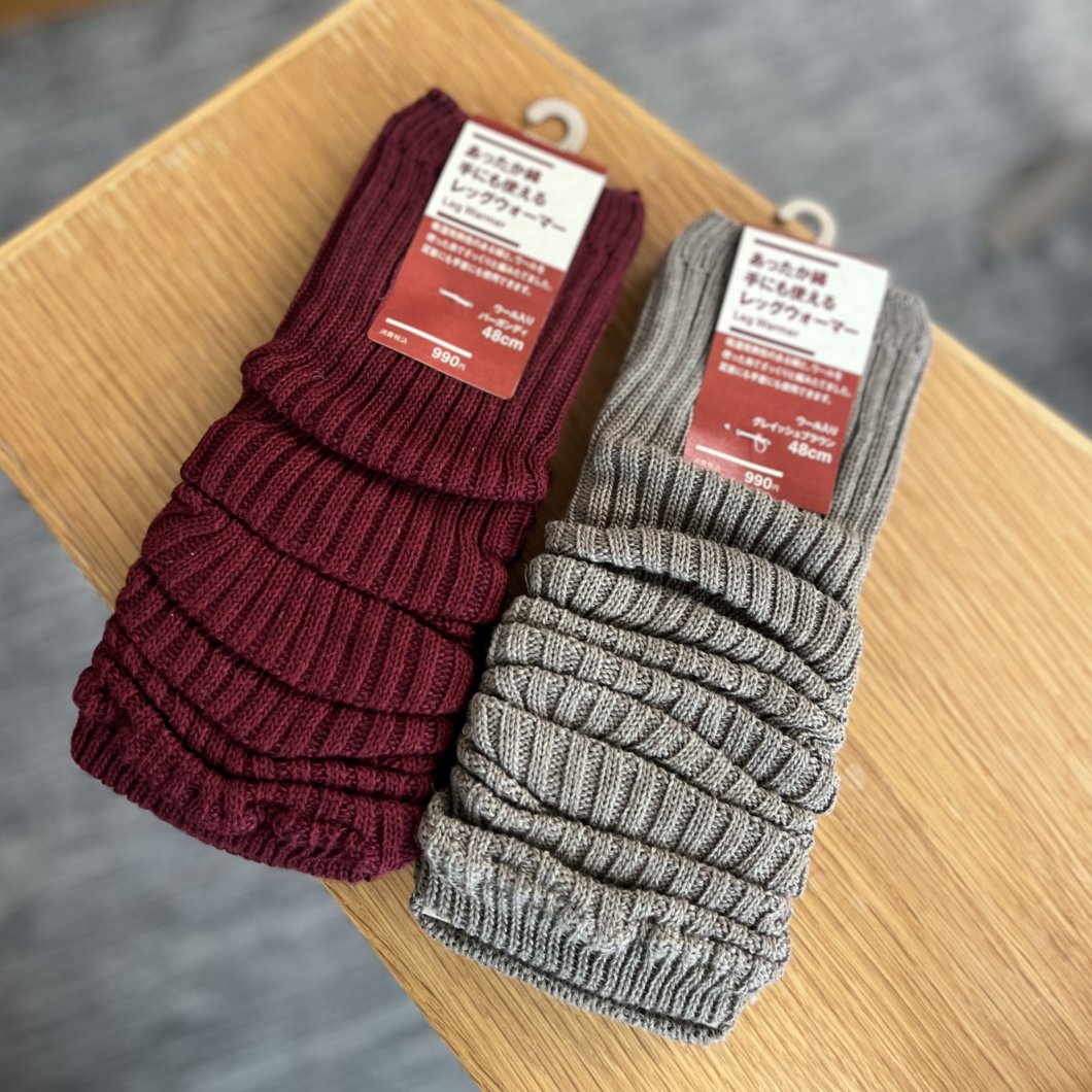 muji_net's tweet photo. 吸湿発熱性のある綿と、ウールを使った糸で編み立てました。足首にも手首にも使えます。

https://t.co/M513wP4liD https://t.co/6ppdM6QOMi