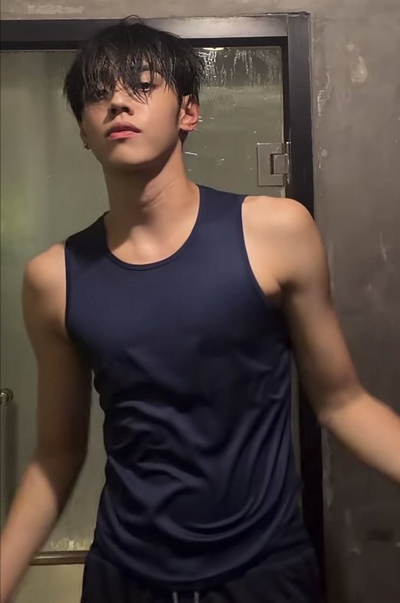 pack_pyf's tweet photo. 3/21เบบี้คิดดีๆนะจ๊ะตอนเด็กหลอโตมาหล่อนะครับ
#PEEMWASU 
   ถ้าวันนี้ไม่เห็นค่า       กลับมาวันหน้าก็ได้นะ https://t.co/t7EtX2fEAj