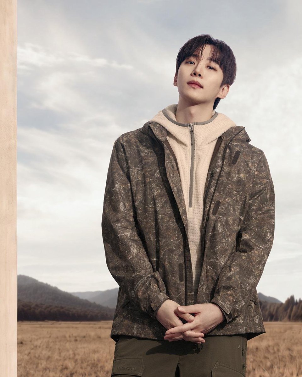 jojiseon61's tweet photo. 네파, 가을 산행용 '트레킹 웨어' 신제품 라인업 출시
#이준호 #LEEJUNHO
#네파 #NEPA
https://t.co/KG8AJPA1EB https://t.co/SPsM3ggE3X