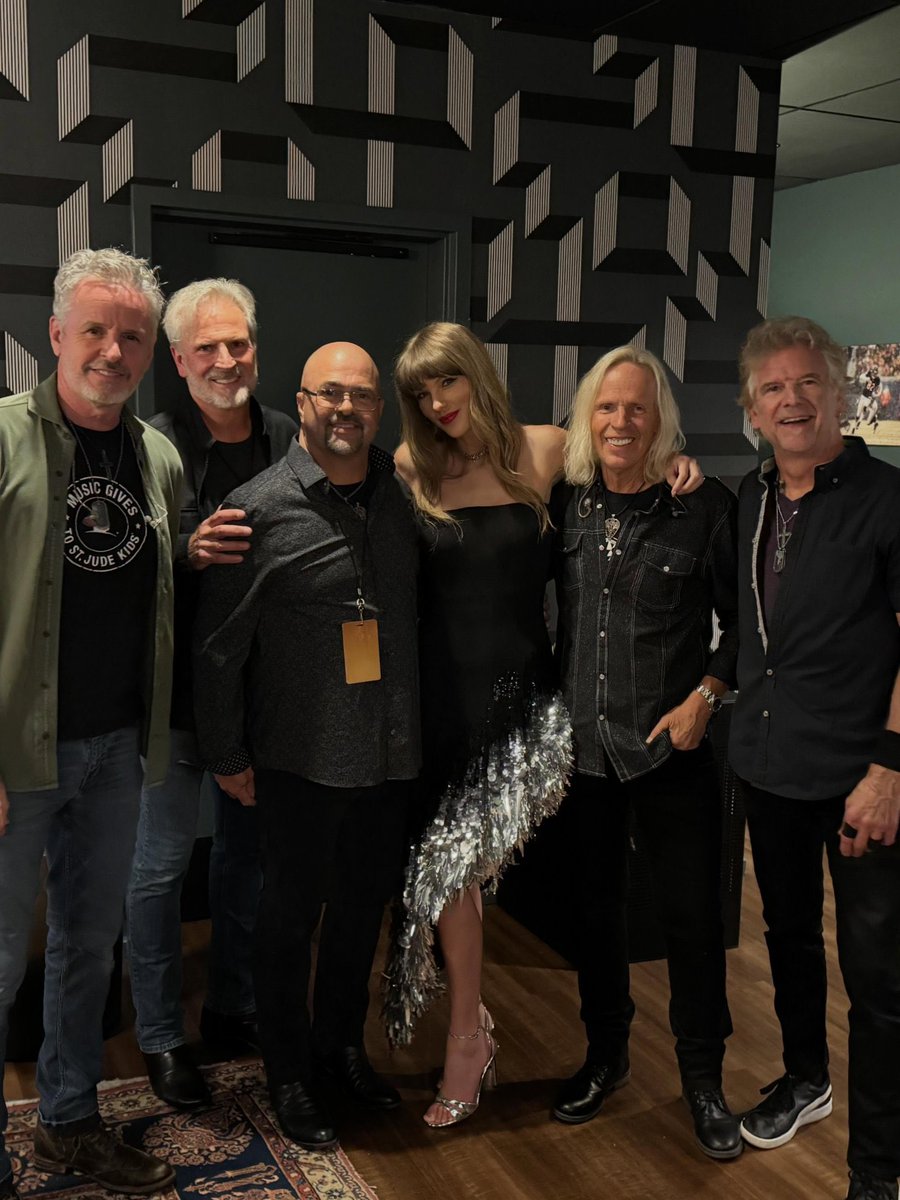 picsoftaylor's tweet photo. https://t.co/8PVWf4Q06C