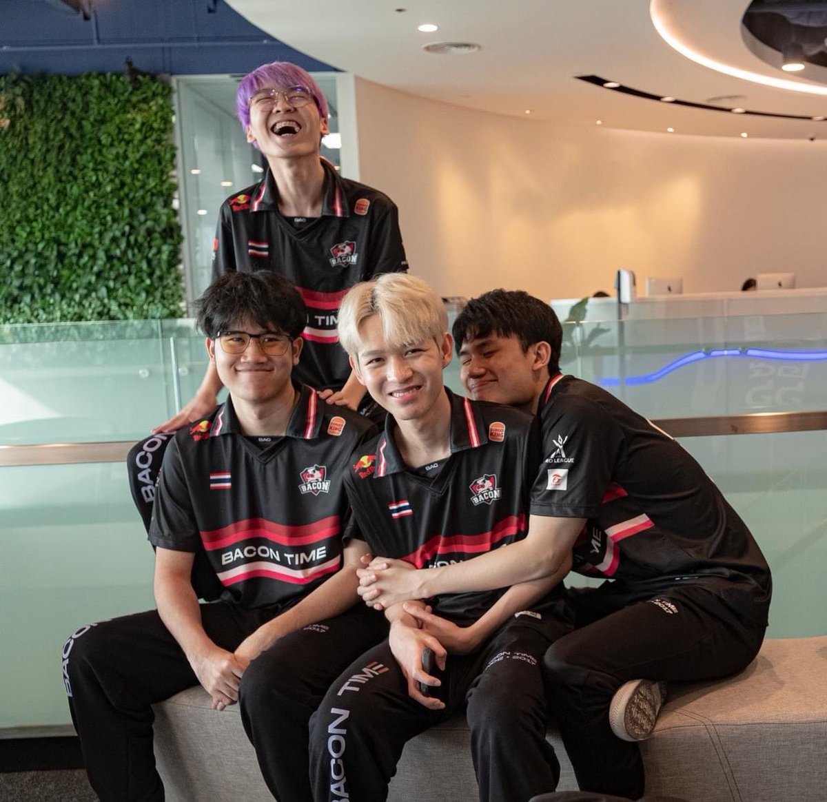 faaghira_'s tweet photo. ૮₍˃̵֊ ˂̵ ₎ა https://t.co/5VOUFqKjry