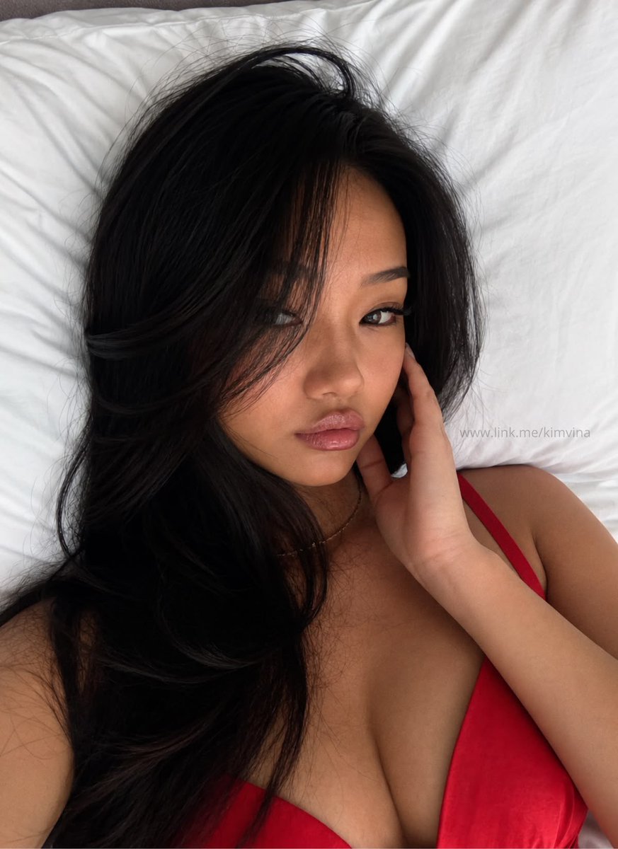 yukikimm's tweet photo. Am I your type or? https://t.co/Pi2wVkohmS