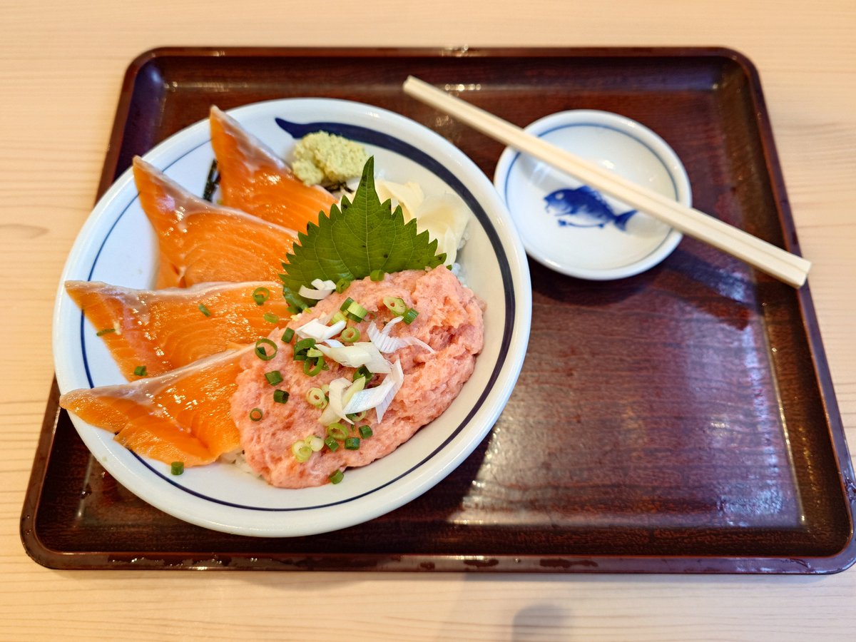 mhm_mapochi's tweet photo. 昨日ちいかわ映画2回目キメてきました。その前に魚食べました。美味しかったです。 https://t.co/ebK9kJqGOW