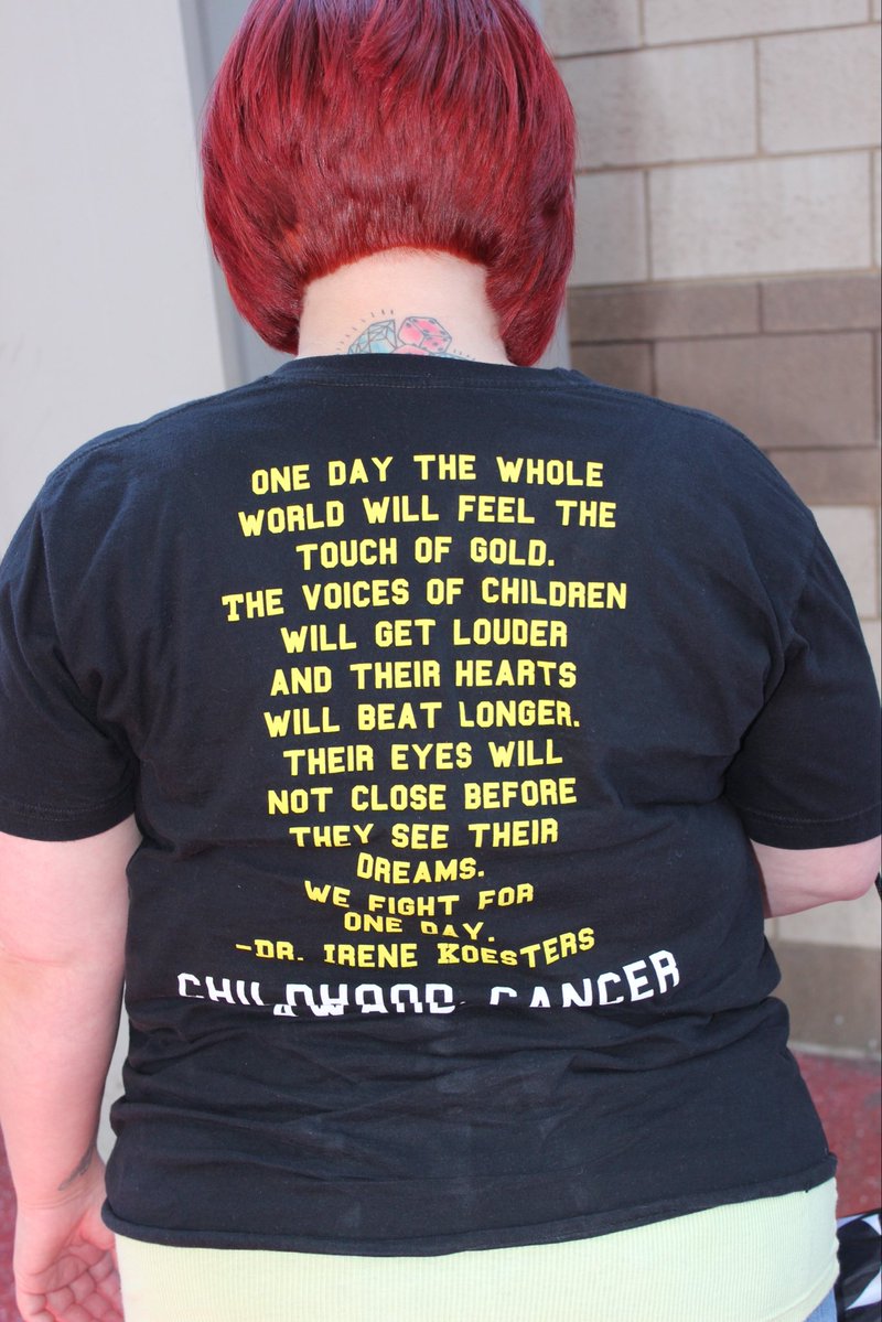 HappyQuailPress's tweet photo. Day 20🎗️
#ChildhoodCancerAwarenessMonth 

Gold is the color for childhood cancer… children are more precious than gold. 

If we listen carefully, we CAN hear their voices. 

If we open our hearts wide, we CAN feel their pain. 

If we care, we CAN answer their cries with cures💛 https://t.co/kSZE9d2F6n