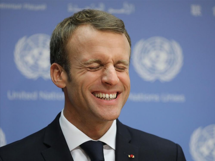 Forhalinton's tweet photo. La seule vraie menace qui pèse sur la France, c'est Macron. Un homme seul, narcissique, coupé du réel, qui s'accroche au pouvoir comme à une bouée. Les sept derniers mois de son mandat s'annoncent terribles. https://t.co/4NPAHov5bw