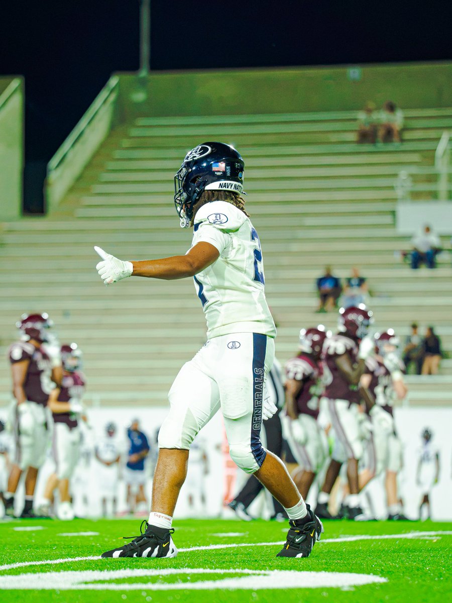 ZakareyBrown2's tweet photo. Week 4 interception!💪🏾#agtg https://t.co/5nlYgiDGjZ