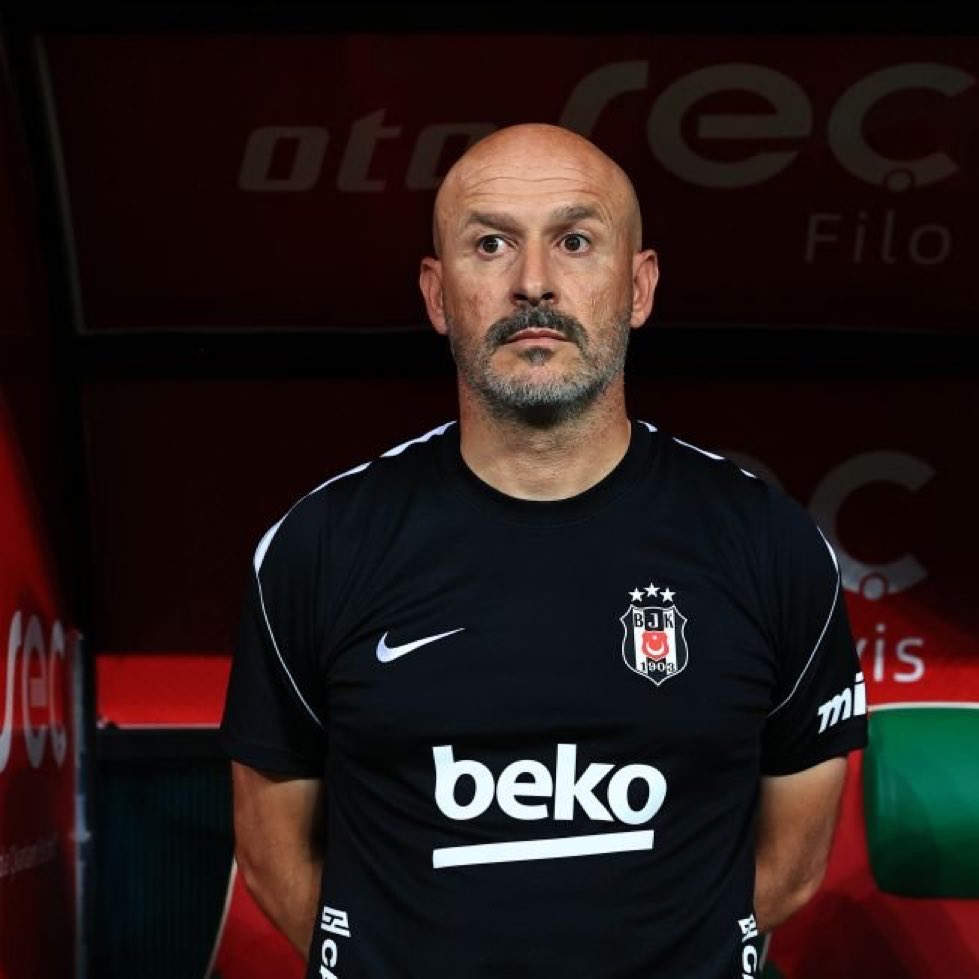 eerars's tweet photo. Yenildiğin maçta herkes arkandayız hocam diyor.

İşte bu bizi başarıya ulaştıracak olan anlayış.

Arkandayız hocam. Daha nice zaferler alacağız. https://t.co/VCTLS4I1Rb