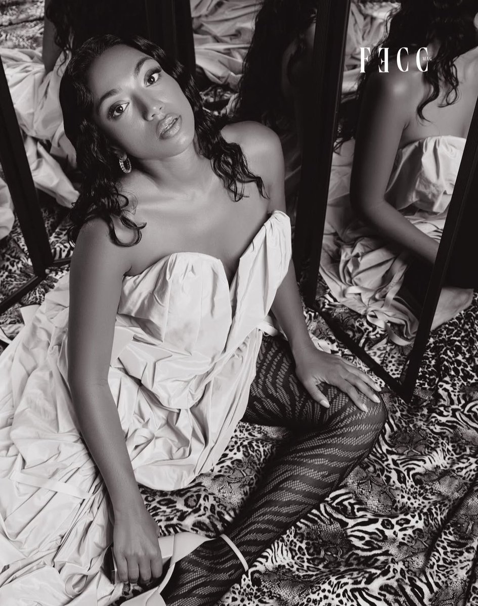 slopitchupdates's tweet photo. New Instagram Post! Nadine Bhabha STUNS for FECC Mag 

📲 nadinebhabs https://t.co/10LSOhl4PU