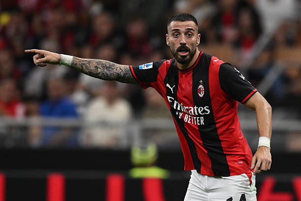 MilanPosts's tweet photo. 🇪🇸 Mario Gila's performance v Lecce

⏱️ Minutes played: 90’
🛡️ Defensive contributions: 6
🦶 Tackles won: 1/1
🧱 Interceptions: 1
🚨 Clearances: 4
♻️ Recoveries: 4
🤺 Ground duels won: 3/6
🦅 Aerial duels won: 3/4
💨 Dribbled past: 2
📤 Crosses: 1
✅ Accurate passes: 59/67 (88%)
⚔️ Passes in opposition half: 11/14 (79%)
🏠 Passes in own half: 48/53 (91%)
🚀 Long balls: 4/6 (67%)
👟 Touches: 87
💨 Dribbles successful: 1/1
🛡️ Was fouled: 2
📉 Possession lost: 11
🏃 Total carrying distance: 195.5 m
💨 Carries: 20
⏩ Progressive carries: 2
📈 Total progression: 34.3 m
🚀 Progressive carrying distance: 43.7 m
🏁 Longest progressive carry: 21.8 m