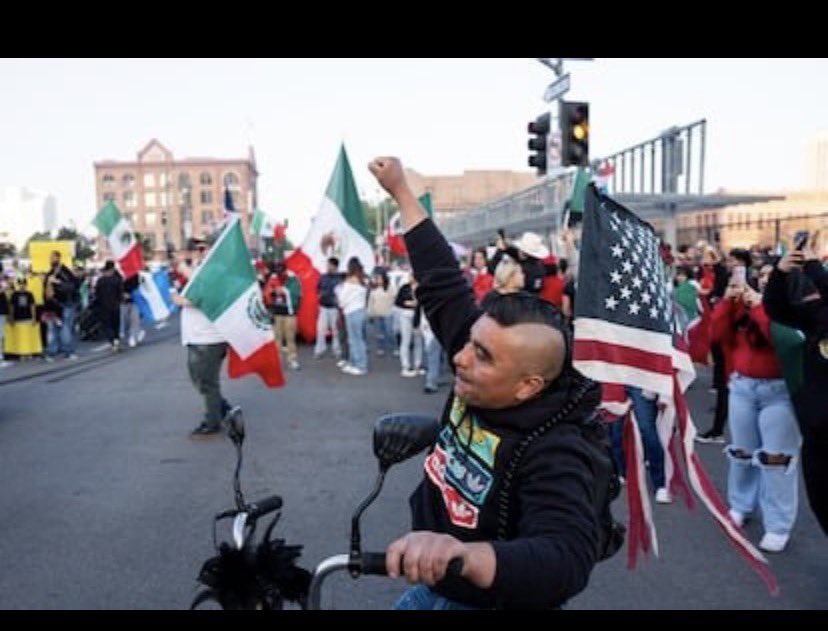 1tsDalex's tweet photo. @NoalaDerecha2 Desde 1910 y los mexicanos no se van, que se larguen no? https://t.co/VEZ5nwOIvg
